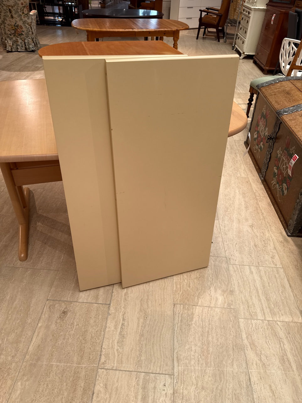 Spisebord med plader